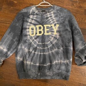 Obey sweatshirt
